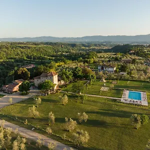  Farm stay Podere Giusti